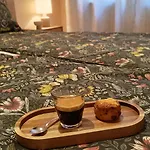 Lujza * بودابست